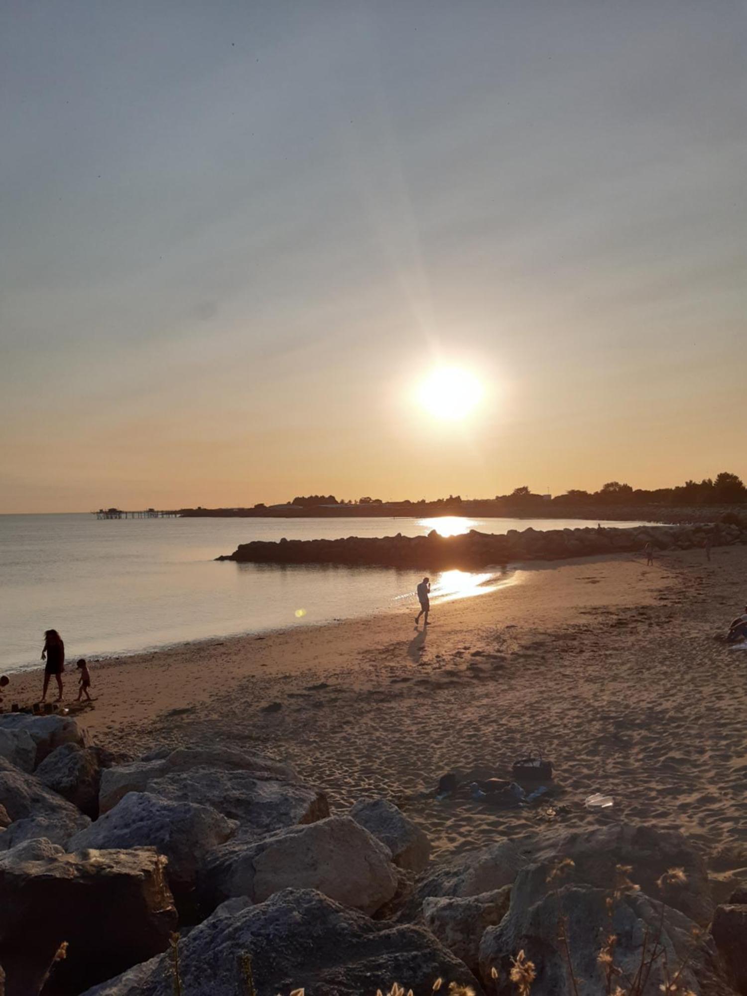 Maison De Vacances Entiere A 10 Mn De La Rochelle Dompierre-sur-Mer Exterior foto