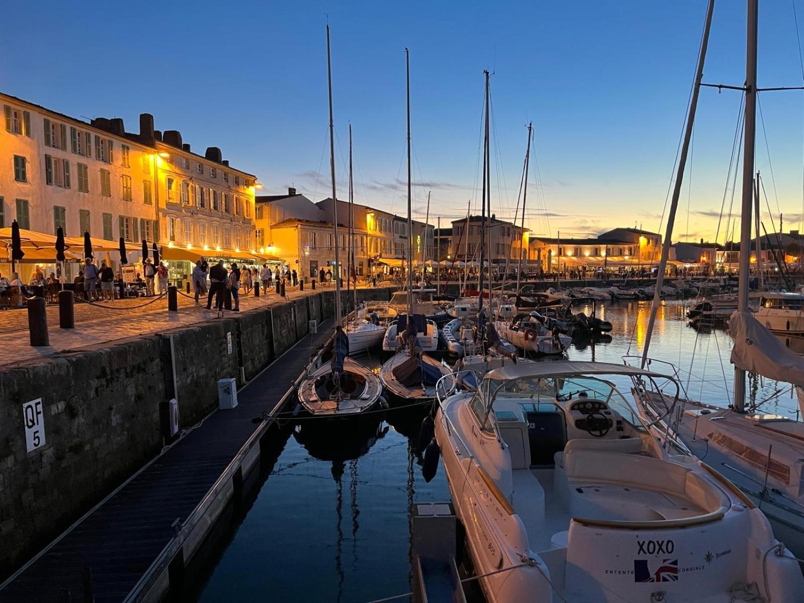Maison De Vacances Entiere A 10 Mn De La Rochelle Dompierre-sur-Mer Exterior foto